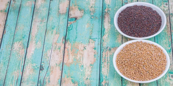 Sarı ve kahverengi hardal tohumu