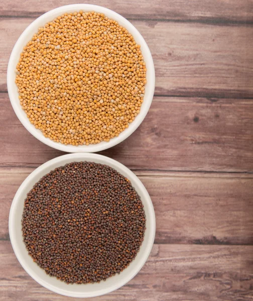 Sarı ve kahverengi hardal tohumu