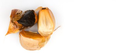 Karamelize siyah sarımsak karanfil 