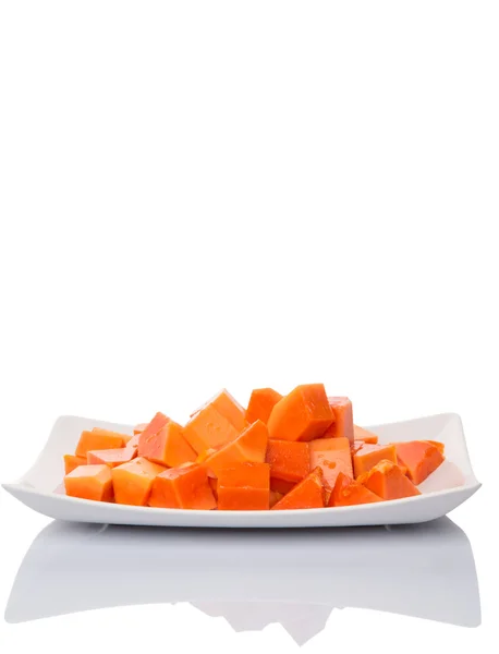 Fruta Papaya Tamaño Bite Plato Blanco Sobre Fondo Blanco — Foto de Stock