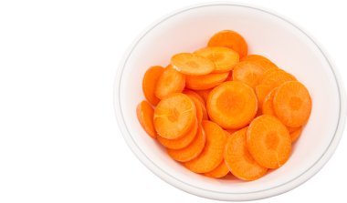 kaseye doğranmış havuç