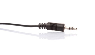 Beyaz arka plan üzerinde radyo sinyalleriyle iletilen kriko