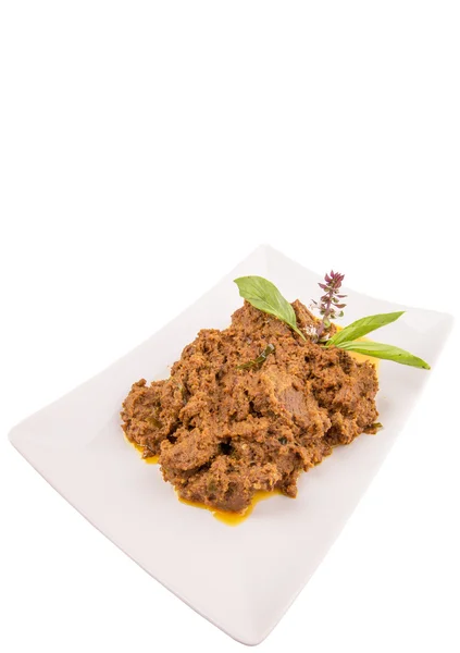 Beef Rendang Popular Plato Tradicional Malayo Sobre Plato Blanco Sobre — Foto de Stock