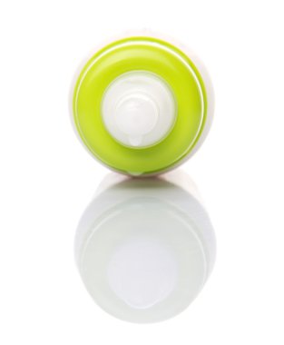 Bebek formülü bir şişe