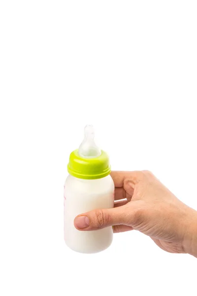 Babyflasche mit Milch halten — Stockfoto