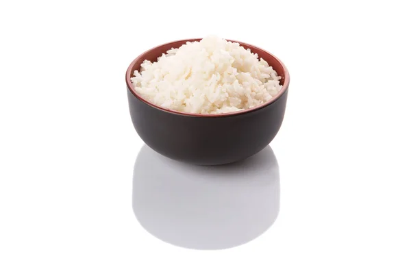 Beyaz Zemin Üzerine Pişmiş Pirinç — Stok fotoğraf