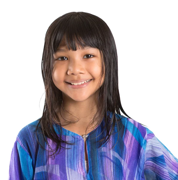 マレーの伝統的なドレスの若いアジアの女の子 — ストック写真