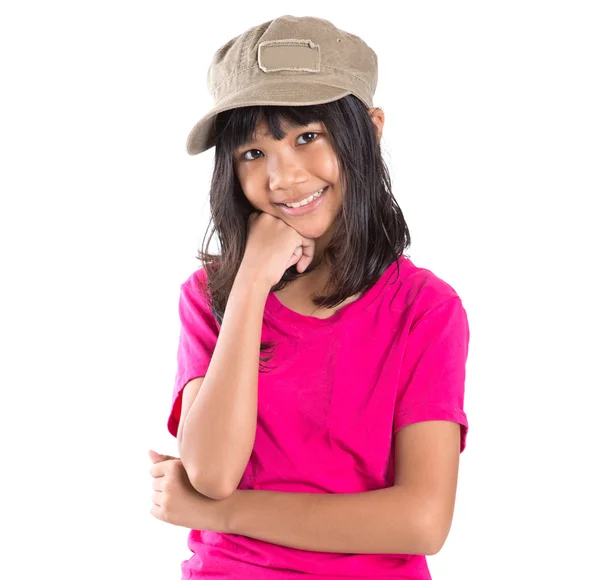 Молодая азиатка с кепкой — стоковое фото