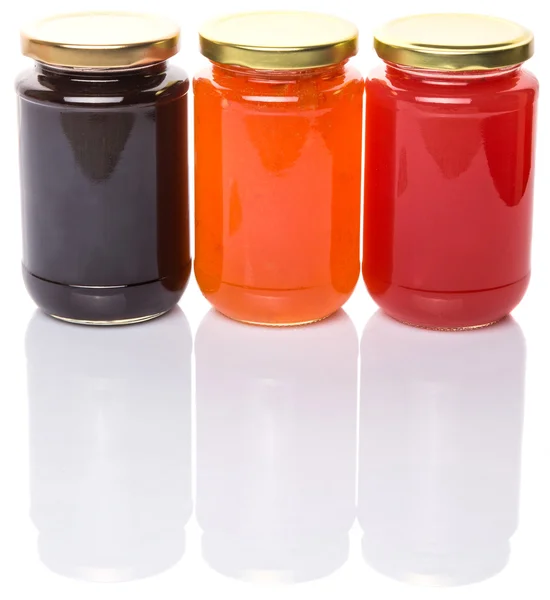 ブルーベリー、ストロベリーとオレンジの果物の瓶詰めジャム — ストック写真