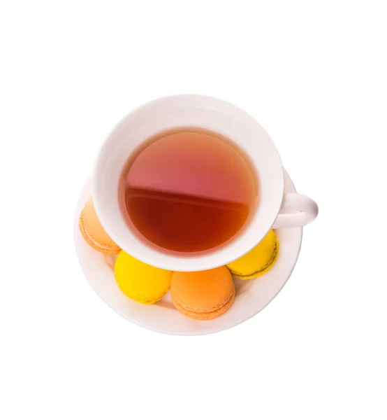 Uma xícara de chá e macarons franceses — Fotografia de Stock