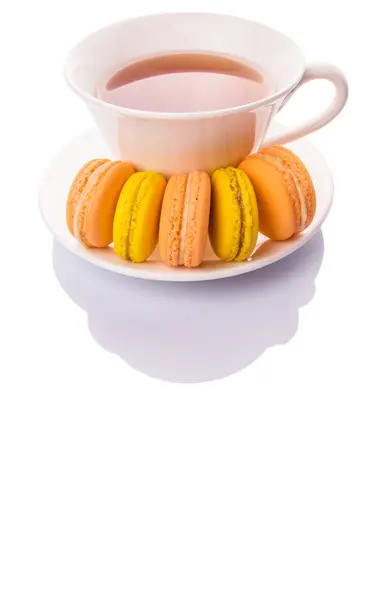 A Cup Of Tea And French Macarons — Stock Photo, Image