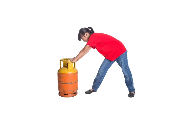 Aziatische Meisje Verplaatsen Van Een Oude Koken Gas Propaan Cilinder — Stockfoto