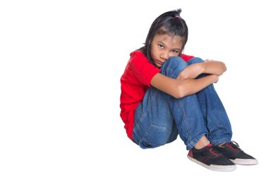 Genç Asyalı kız üzgün ve depresyonda