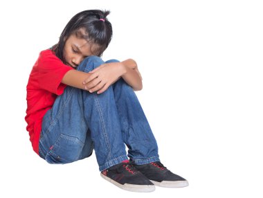 Genç Asyalı kız üzgün ve depresyonda