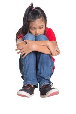 Genç Asyalı kız üzgün ve depresyonda