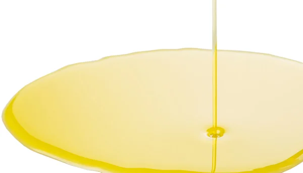 Gießen von Olivenöl — Stockfoto