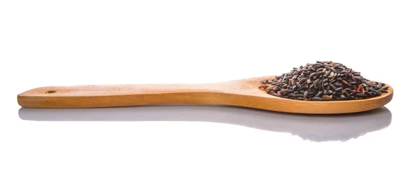 Černá Lepkavá Rýže Dřevěnou Lžící Nad Bílým Pozadím — Stock fotografie