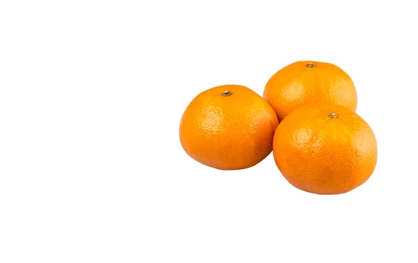 Μια ομάδα των μανταρινιού πορτοκαλί φρούτα — Φωτογραφία Αρχείου
