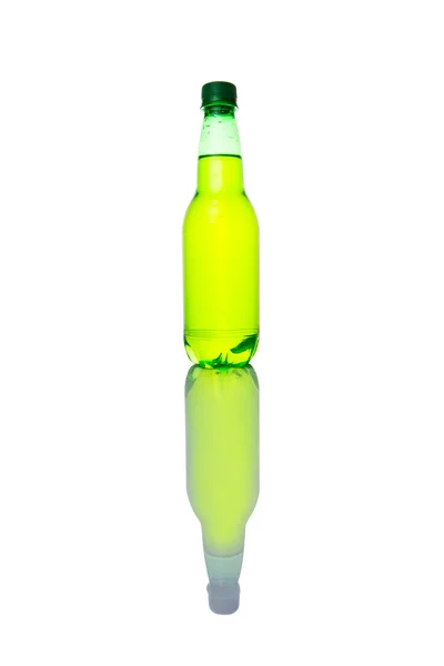Yeşil renkli Soda içecek — Stok fotoğraf