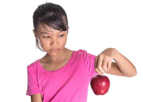 Jovem com uma maçã vermelha — Fotografia de Stock