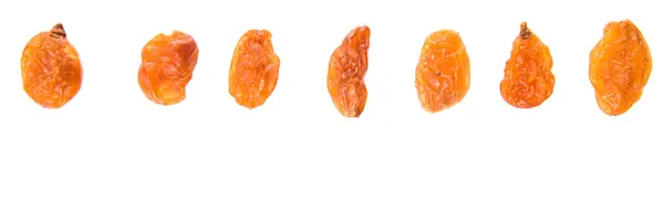 Сушеный Оранжевый Изюм Белом Фоне — стоковое фото