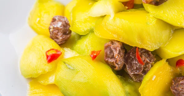 Mango en escabeche y tamarindo seco — Foto de Stock