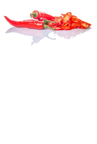 Corte fatias de pimentão vermelho — Fotografia de Stock