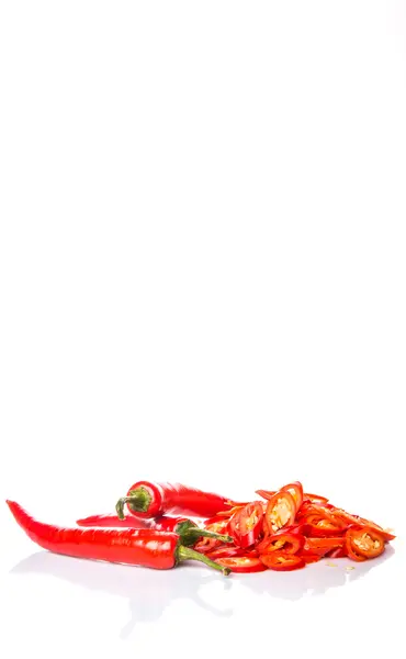 Wytnij plastry czerwonej papryki Chili — Zdjęcie stockowe