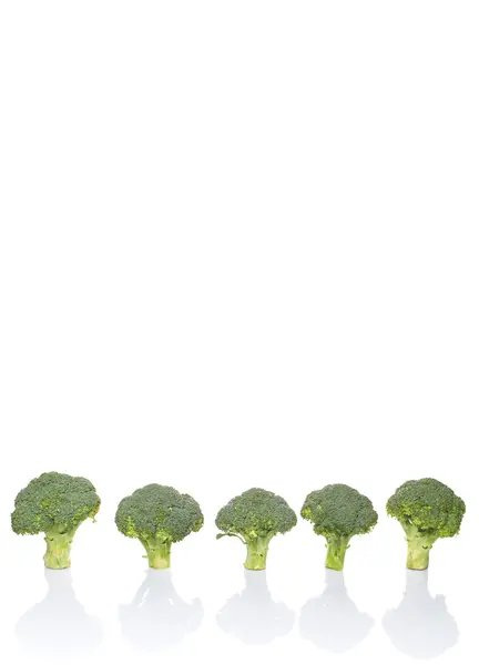 Zelenina Brokolice Nad Bílým Pozadím — Stock fotografie