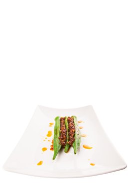 Sambal ile haşlanmış ham bamya