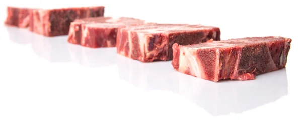 Κομμάτι κρέας κομμένα κατεψυγμένου βοείου κρέατος — Φωτογραφία Αρχείου