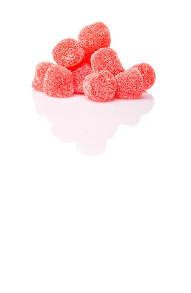 Süße Rote Gelee Bonbons Isoliert Auf Weiß — Stockfoto