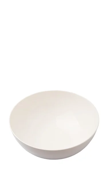 白い背景の上の空の白いサラダ ボウル — ストック写真