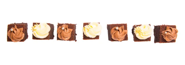 Mundgerechte Schokoladenkuchen Mit Schokolade Und Frischkäsebelag — Stockfoto