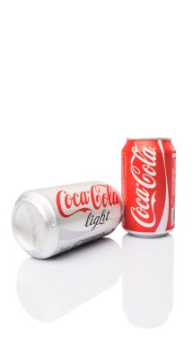 Düzenli Coca Cola ve Coca Cola Light