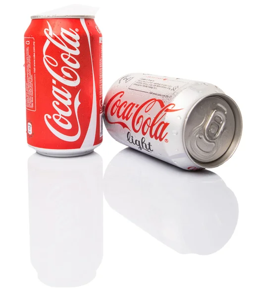 Rendszeres Coca Colát és Coca Cola Light — Stock Fotó