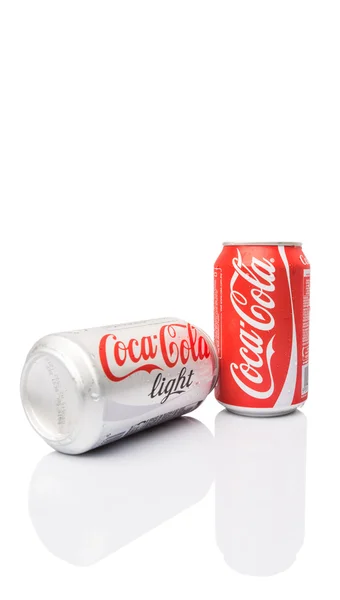 Regelmäßige Coca Cola und Coca Cola light — Stockfoto