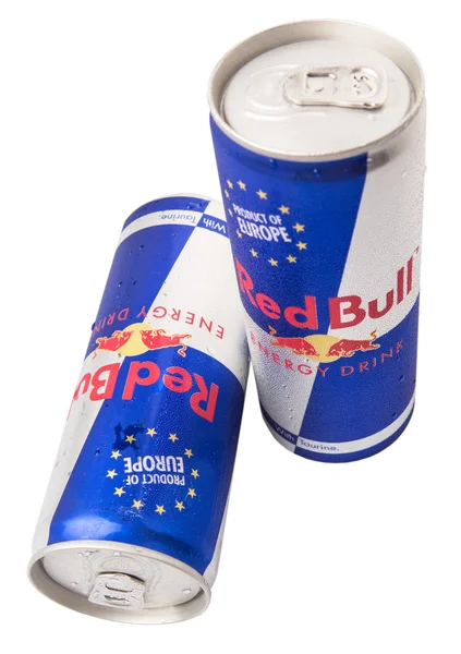 Blikjes Red Bull Energiedrank Witte Achtergrond — Stockfoto