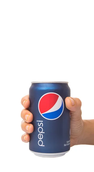 Trzymając napój Pepsi — Zdjęcie stockowe