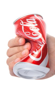Buruşuk kutu Coca Kola