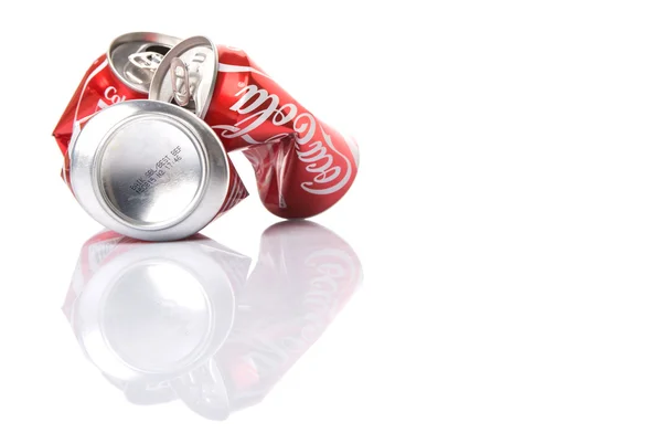 Crumpled Cans Of Coca Cola — Stock Photo, Image