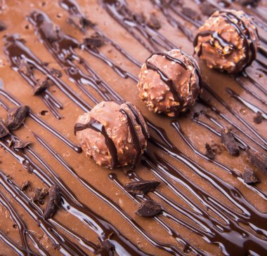 Çikolata topları Topingler