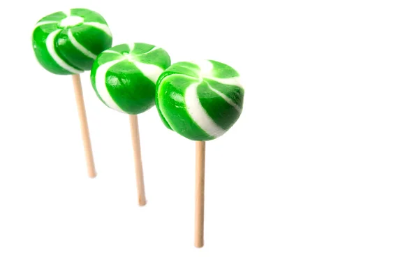 Tourbillon Vert Bonbons Menthe Poivrée Sur Fond Blanc — Photo