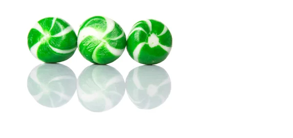 Grüne Pfefferminzbonbons — Stockfoto