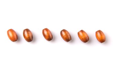 Kahverengi ahşap boncuk