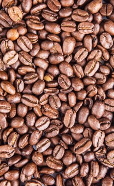 Kavrulmuş kahve çekirdekleri.