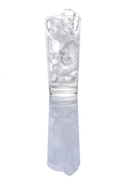 Eiswürfel und Glas — Stockfoto