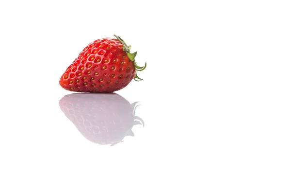 Fraise Fruit Sur Fond Blanc — Photo