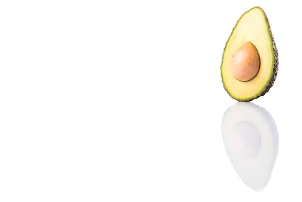 Avocadofrucht Auf Weißem Hintergrund — Stockfoto