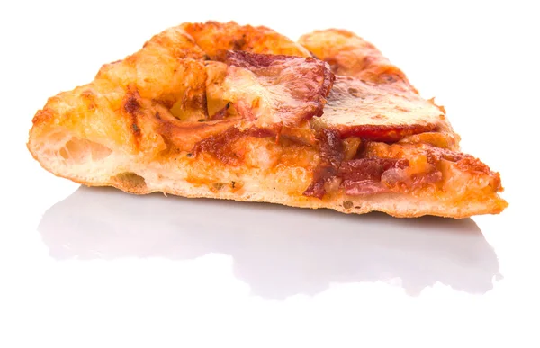 Pizza al salame piccante e formaggio — Foto Stock